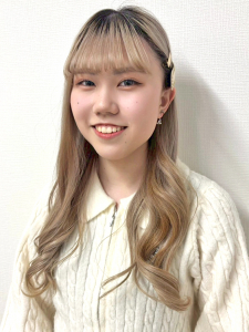 神蛇 莉音